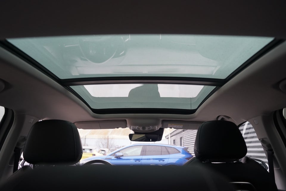 MG Marvel R Luxury 5d