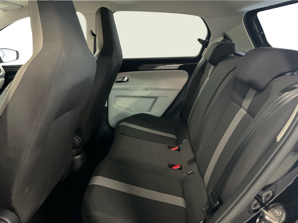 VW e-Up! High Up! 5d