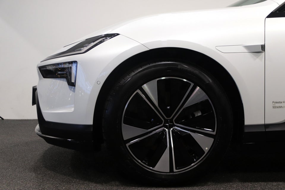 Polestar 4 Long Range AWD 5d