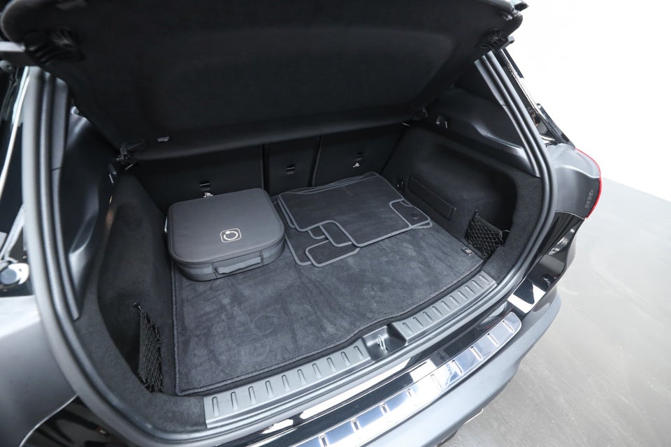 Mercedes EQA350 Progressive 4Matic 5d