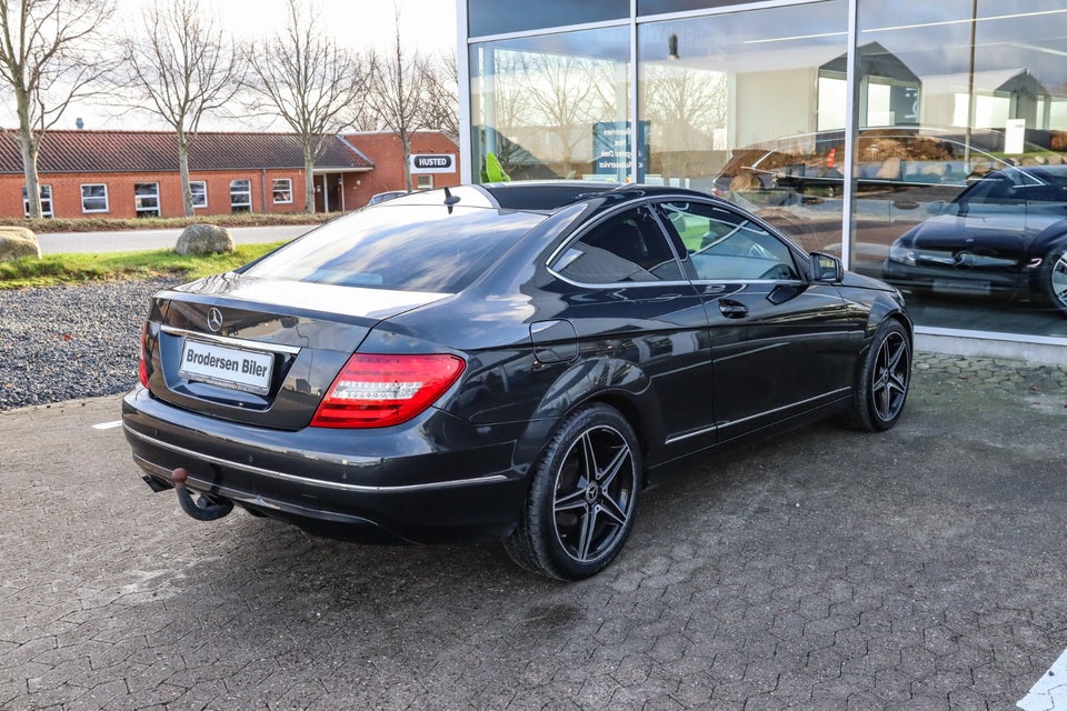 Mercedes C180 1,6 Avantgarde Coupé aut. 2d