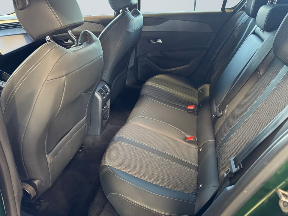 Peugeot 308 1,6 Hybrid First Selection+ SW EAT8 5d