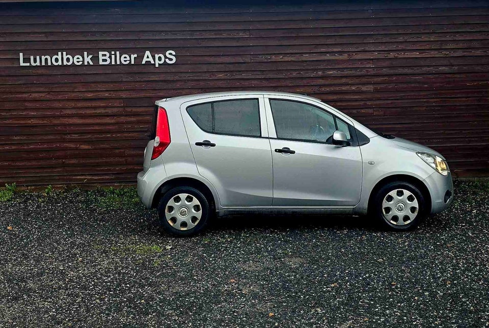 Opel Agila 1,0 Essentia 5d