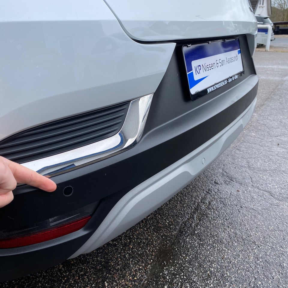 Renault Captur 1,6 E-Tech Intens 5d