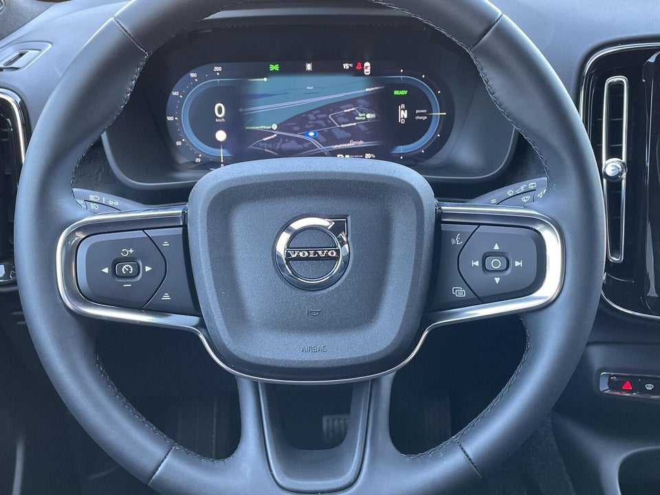 Volvo EX40 Extended Range Plus 5d