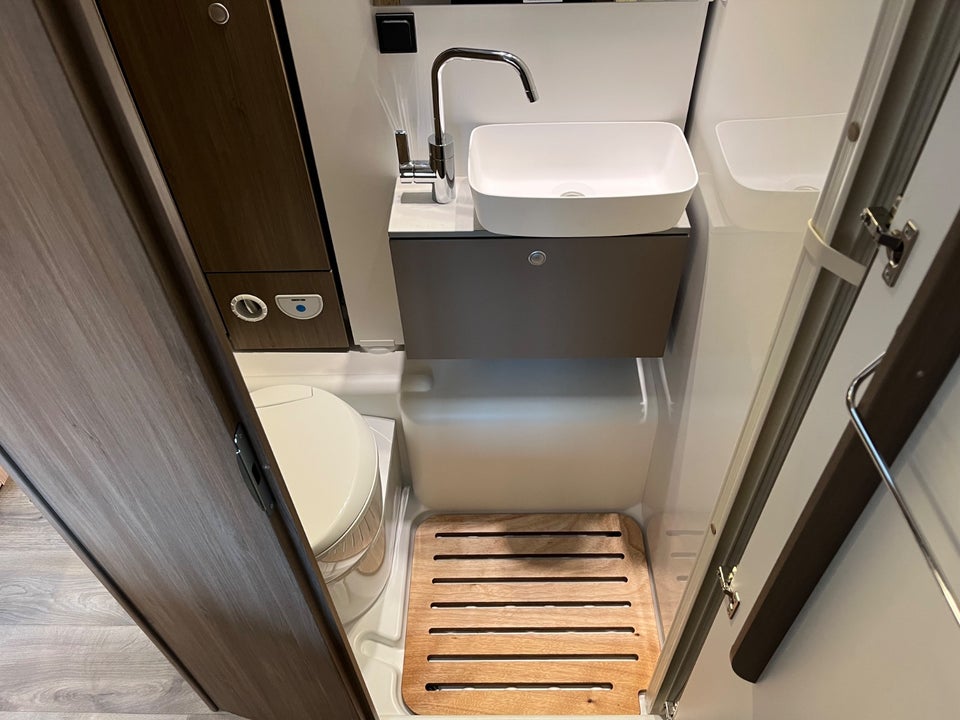 Carado T448 PRO+ 2,2 JTD 140 aut.