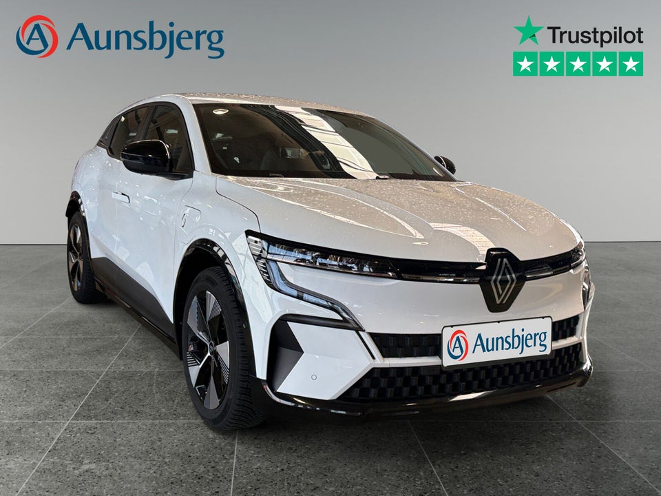 Renault Megane E-Tech 40 Equilibre 5d