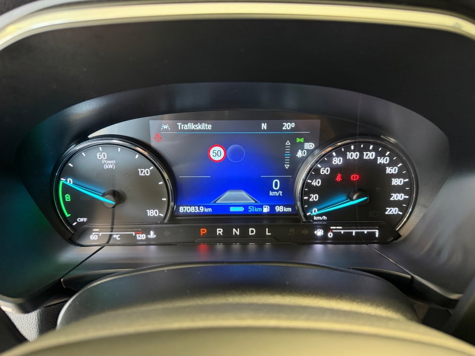 Ford Kuga 2,5 PHEV Titanium CVT 5d