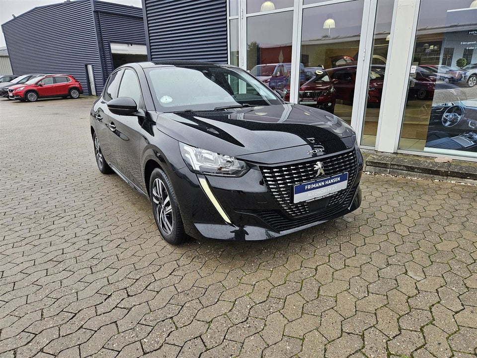 Peugeot 208 1,2 PureTech 100 Allure Sky 5d