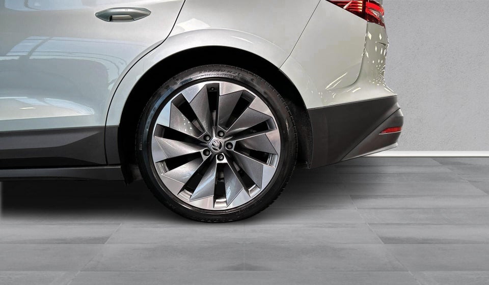 Skoda Enyaq 80 iV 5d