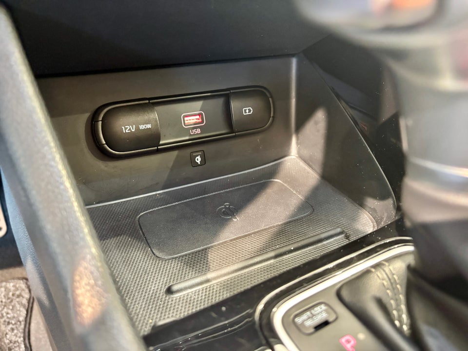 Kia Niro 1,6 PHEV Advance DCT 5d