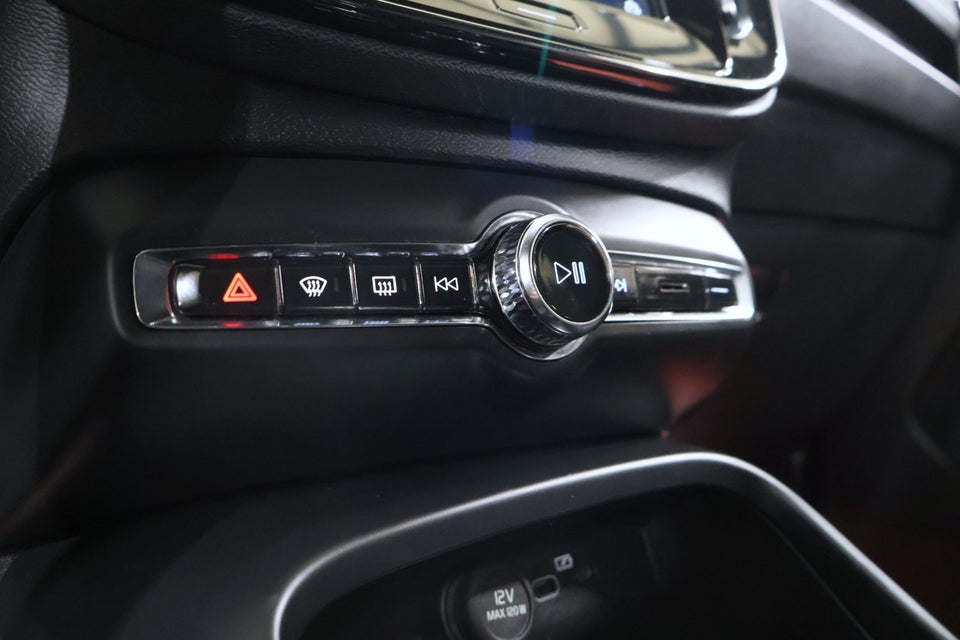 Volvo XC40 P6 ReCharge Core 5d