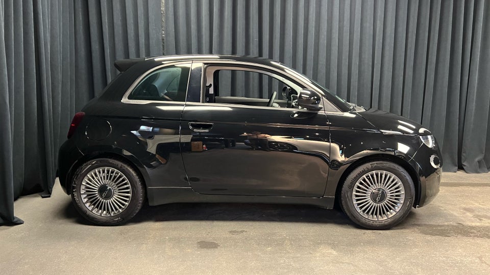 Fiat 500e 42 Icon 3d