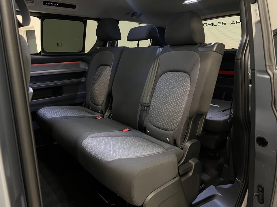 VW ID.Buzz 86 Life 7prs LWB 5d