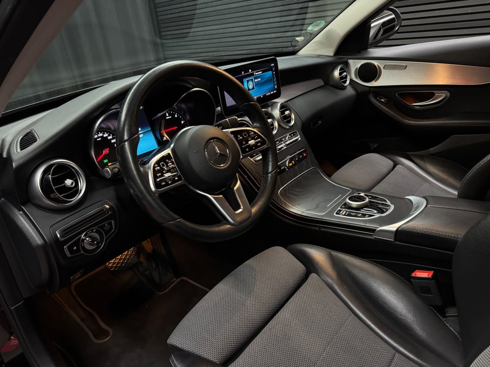 Mercedes C220 d 2,0 Advantage stc. aut. 5d