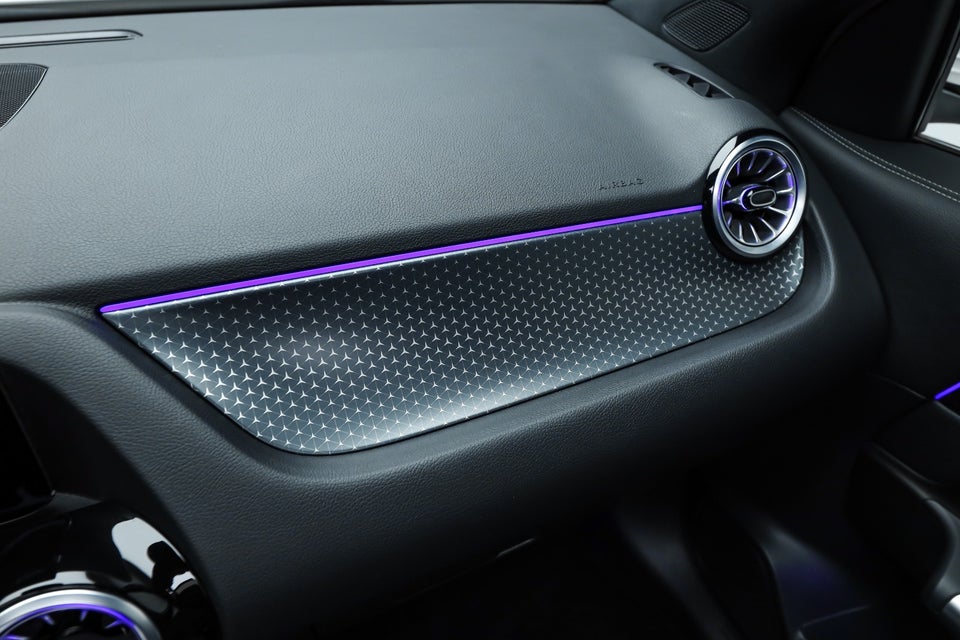 Mercedes EQA350 Progressive 4Matic 5d