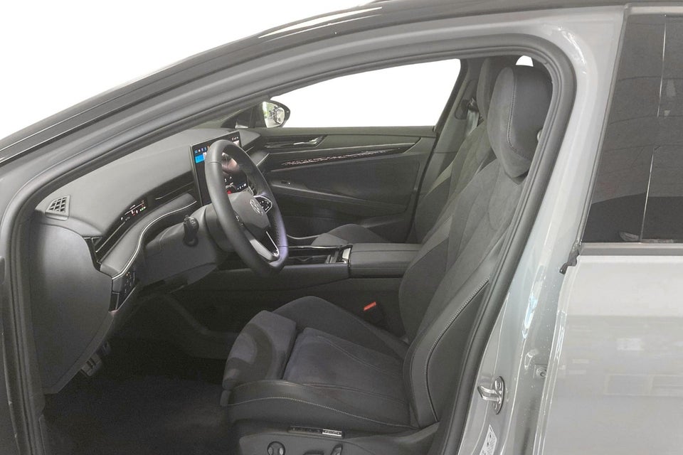 VW ID.7 77 Pro Tourer 5d