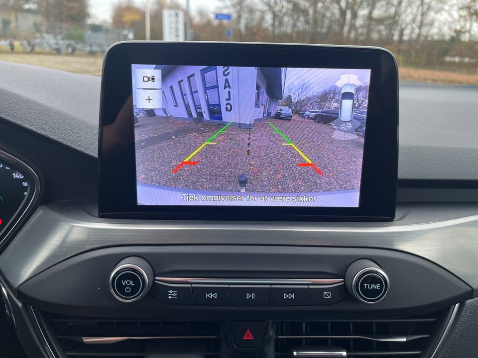 Ford Focus 1,5 EcoBlue Titanium 5d