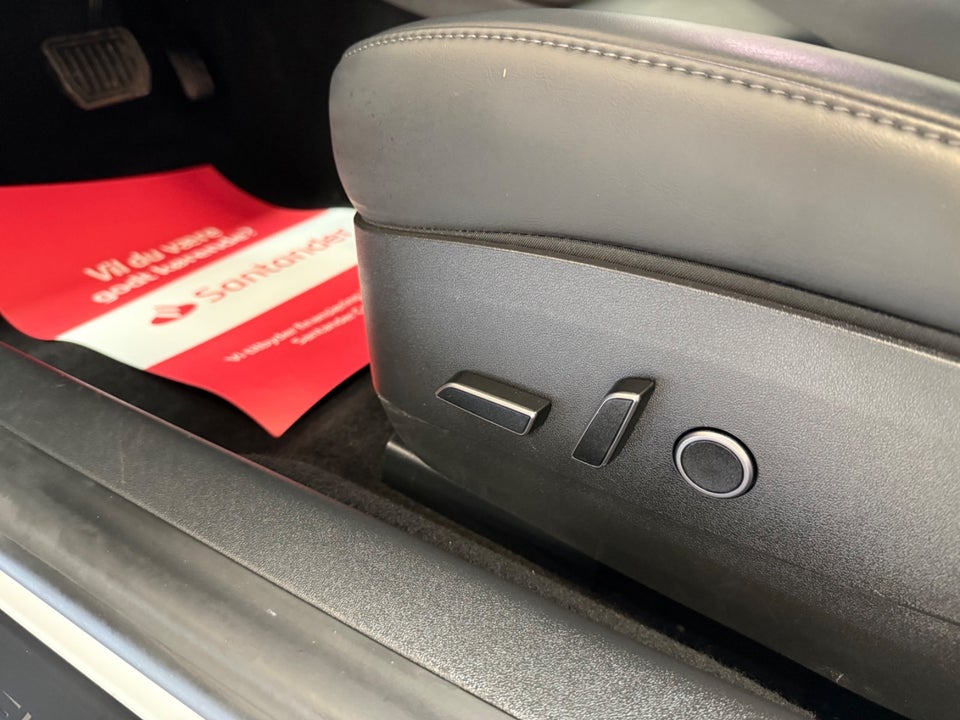 Tesla Model 3 RWD 4d