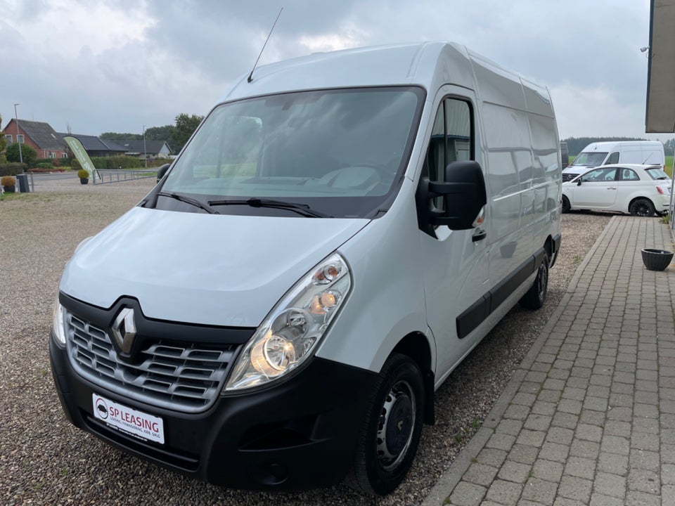 Renault Master III T33 2,3 dCi 145 L2H2 Kassevogn