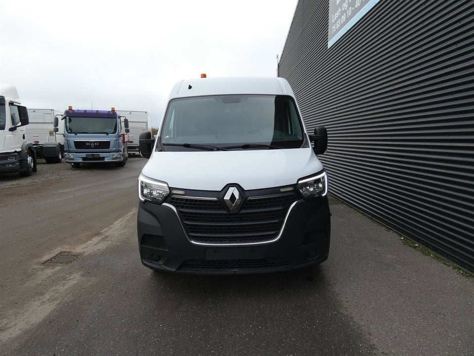 Renault Master IV T33 2,3 dCi 150 L2H2 Kassevogn