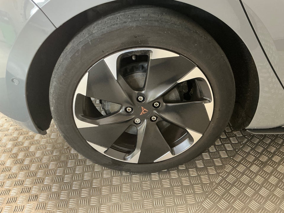 Cupra Born 58 e-Boost 5d