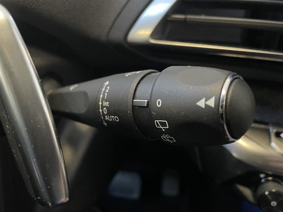 Peugeot 3008 1,6 Hybrid Allure Pack EAT8 5d