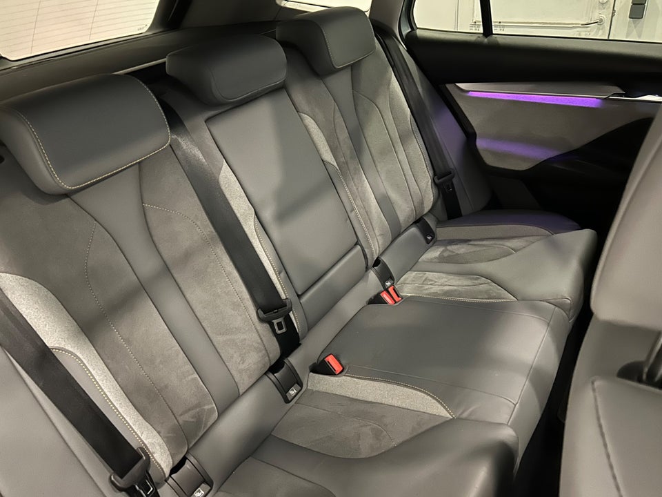 Skoda Enyaq 80 iV Lounge 5d