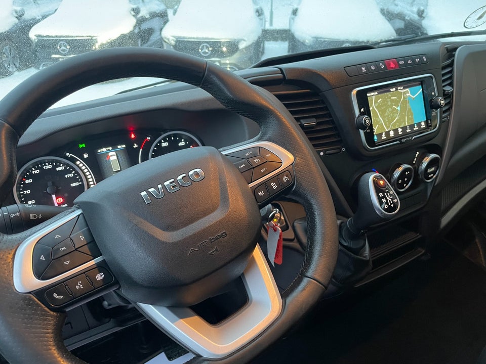 Iveco Daily 3,0 35S18 4100mm Lad AG8