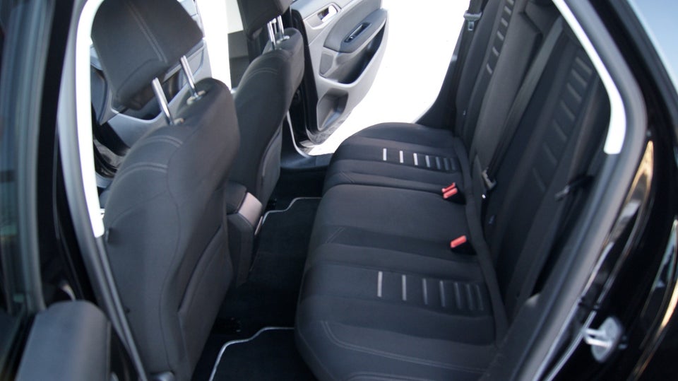 Peugeot 308 1,2 e-THP 130 Allure SW 5d