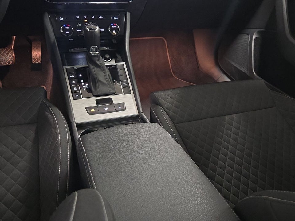 Skoda Superb 1,4 TSi iV Combi DSG 5d