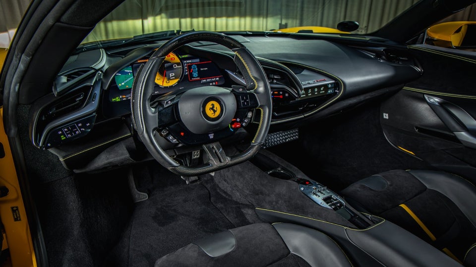 Ferrari SF90 Stradale 4,0 DCT 2d