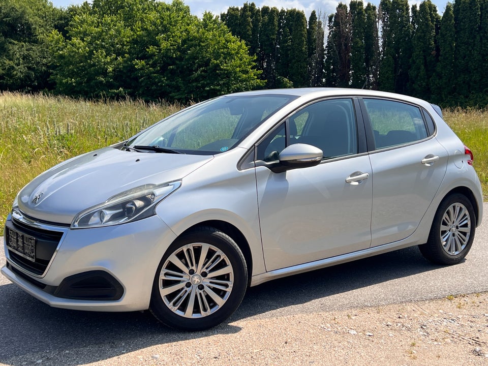 Peugeot 208 1,6 BlueHDi 100 Active 5d