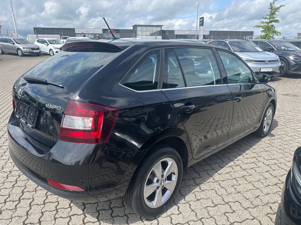 Skoda Rapid 1,0 TSi 110 Ambition Spaceback 5d