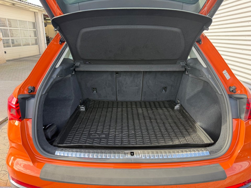 Audi Q3 35 TFSi Advanced S-tr. 5d