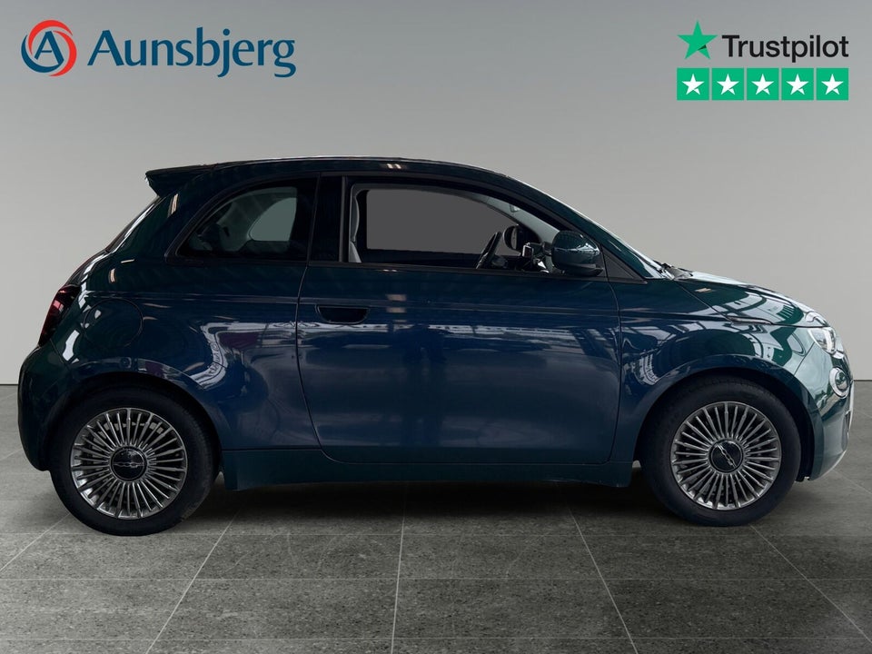Fiat 500e 42 Icon 3d