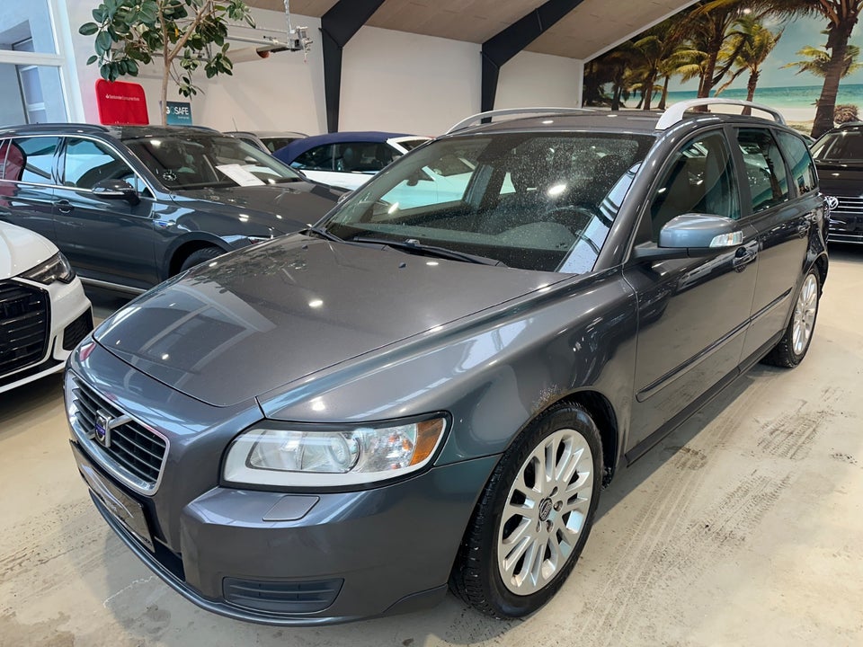 Volvo V50 1,8 Kinetic 5d