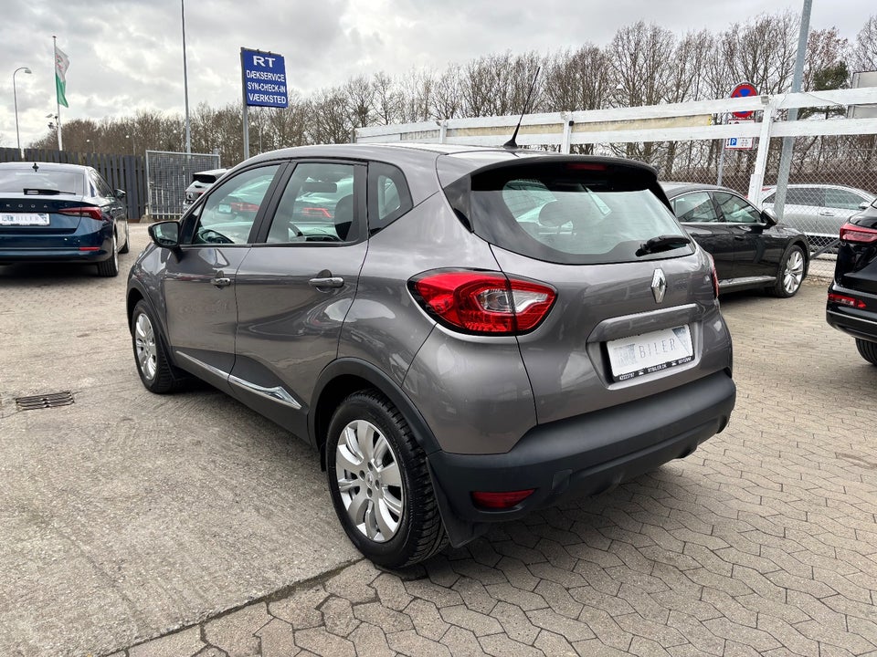 Renault Captur 1,2 TCe 120 Expression EDC 5d