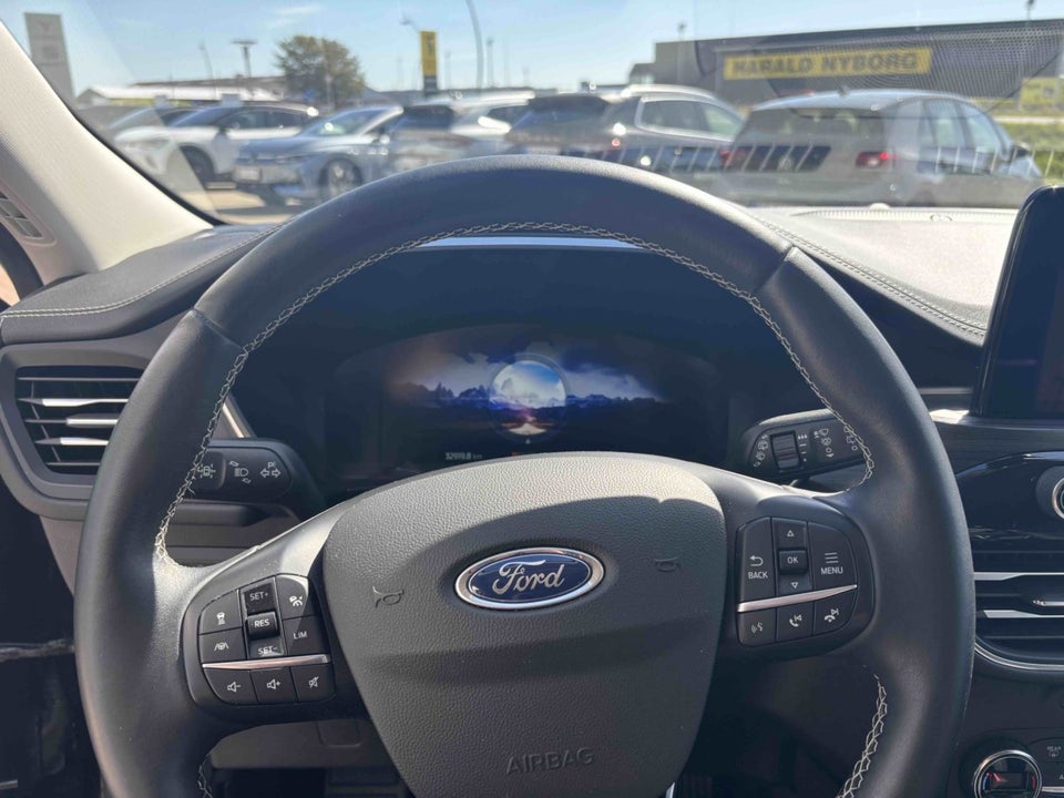 Ford Kuga 2,5 PHEV Vignale CVT 5d