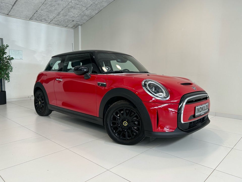 MINI Cooper SE Essential 3d