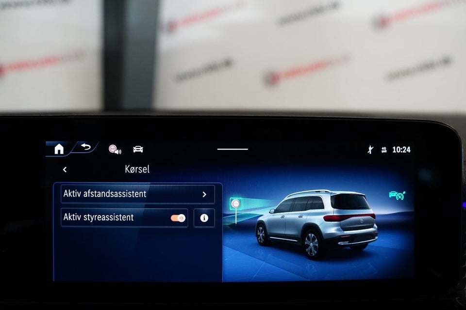 Mercedes EQB300 AMG Line 4Matic Van 5d