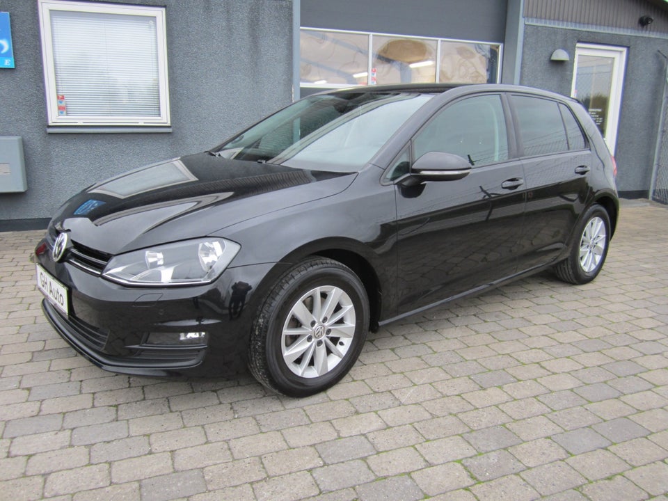 VW Golf VII 1,4 TSi 125 Style BMT 5d