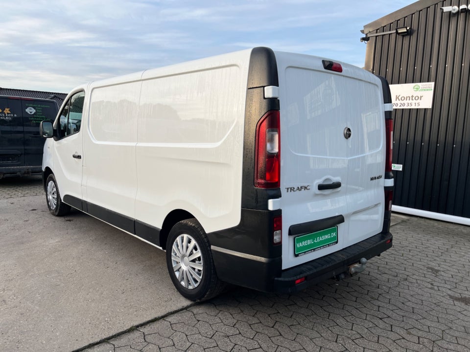 Renault Trafic T29 2,0 dCi 120 L2H1