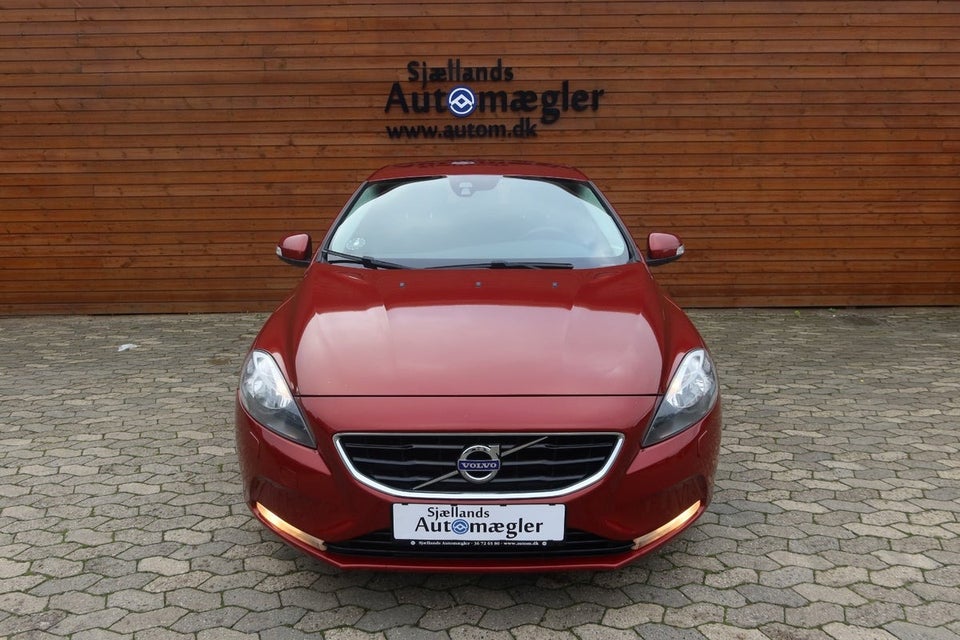 Volvo V40 1,6 D2 115 Kinetic 5d