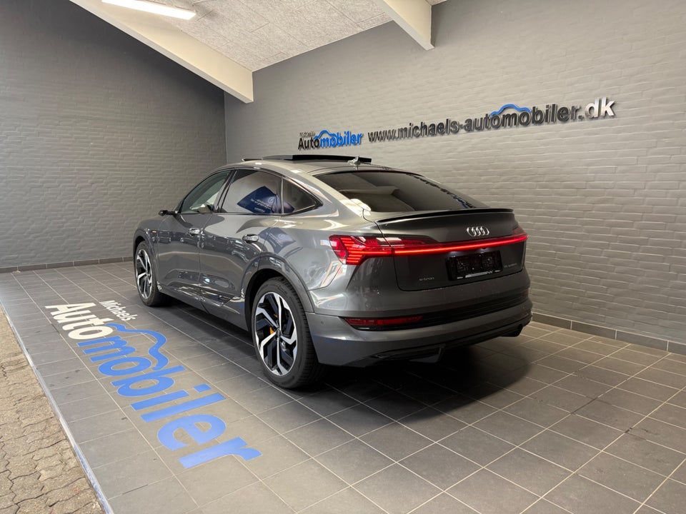 Audi e-tron 55 S-line Sportback quattro 5d
