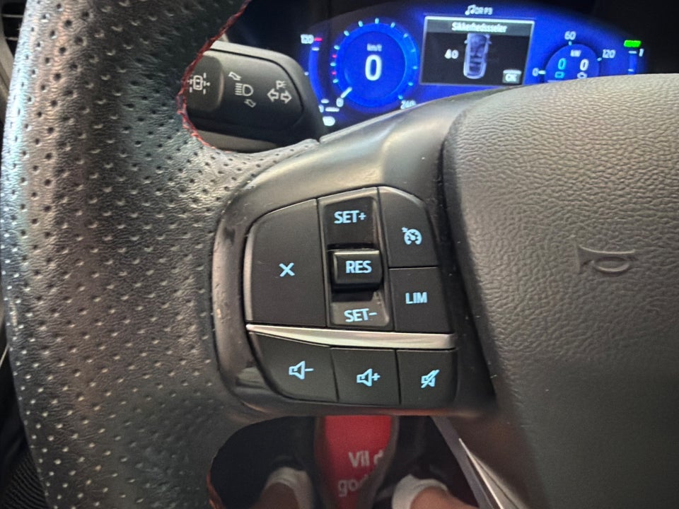 Ford Kuga 2,5 PHEV ST-Line CVT 5d