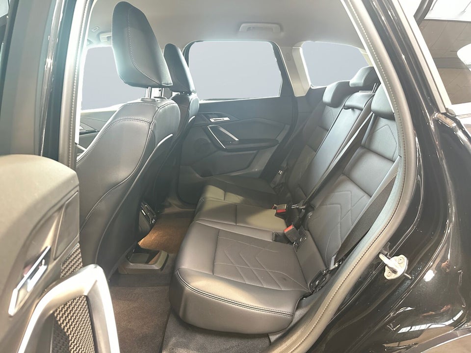 BMW iX1 eDrive20 X-Line 5d