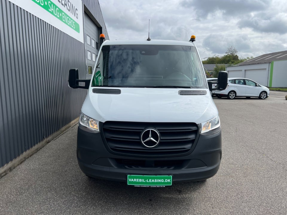 Mercedes Sprinter 516 2,2 CDi A2 Mandskabsvogn m/lad RWD 4d