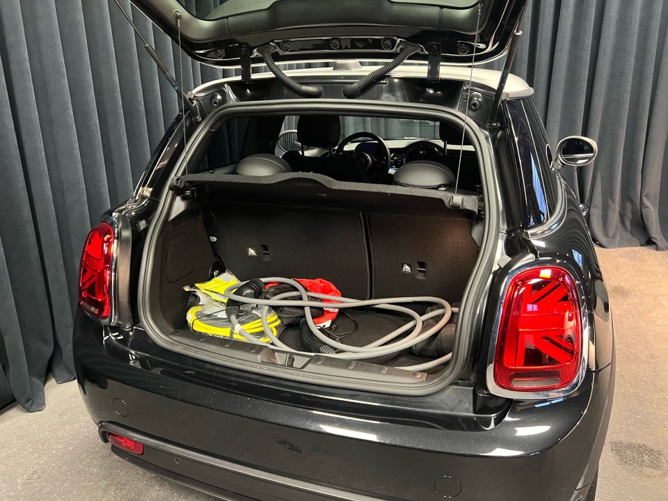 MINI Cooper SE Edition Premium Plus 3d