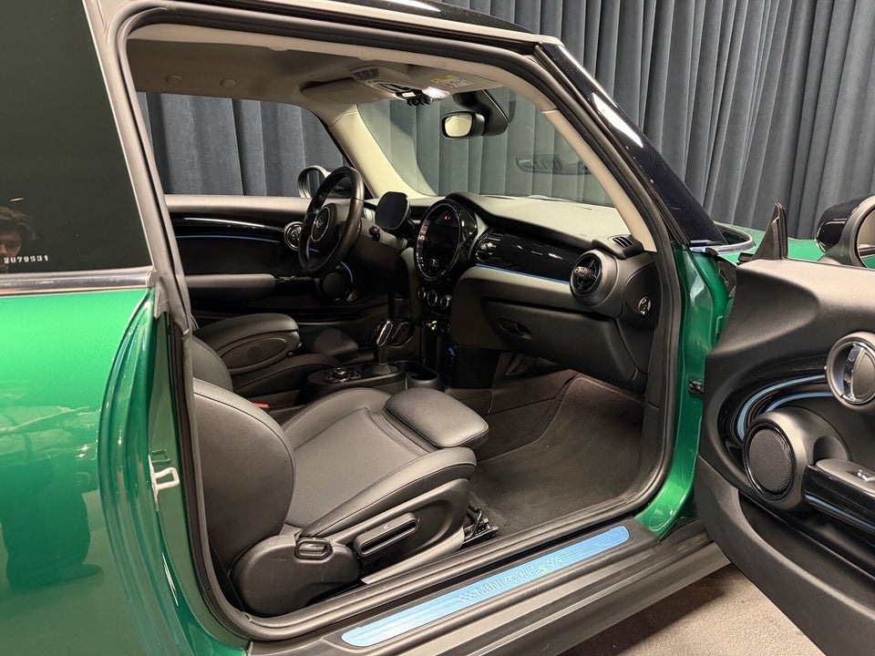 MINI Cooper SE Classic 3d